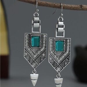 🩶 NEW Stunning & modern Tibetan silver drop dangle earrings 🩶